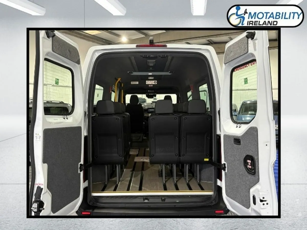 Renault Master L3H2 New Model MiniBus - Image 6