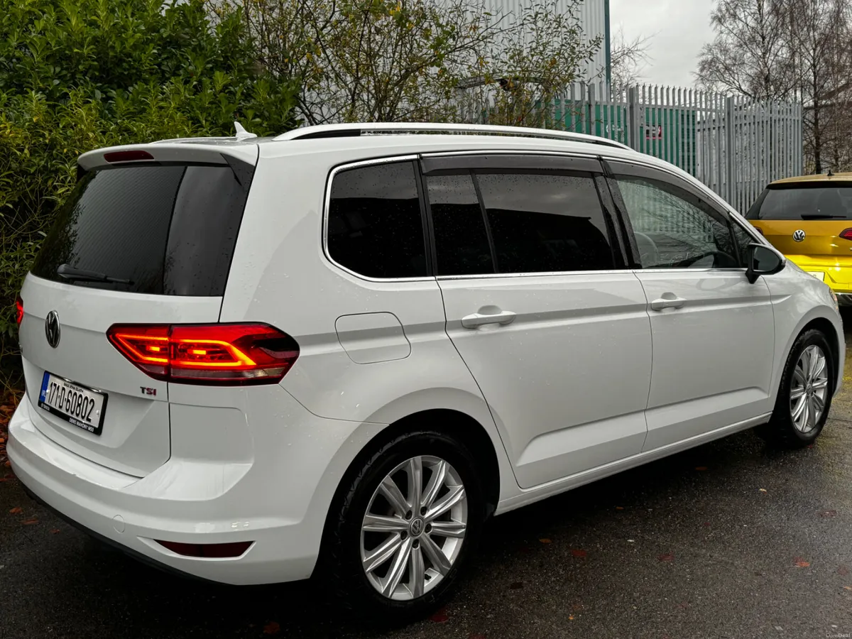 Volkswagen Touran HIGHLINE 1.4 DSG 7 Seater Auto - Image 3