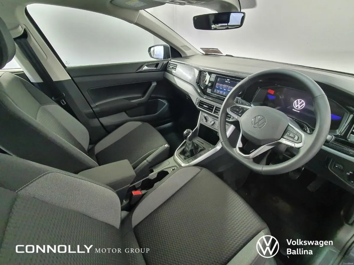 Volkswagen Polo LIFE EDITION | 1.0 Engine | Huge S - Image 6