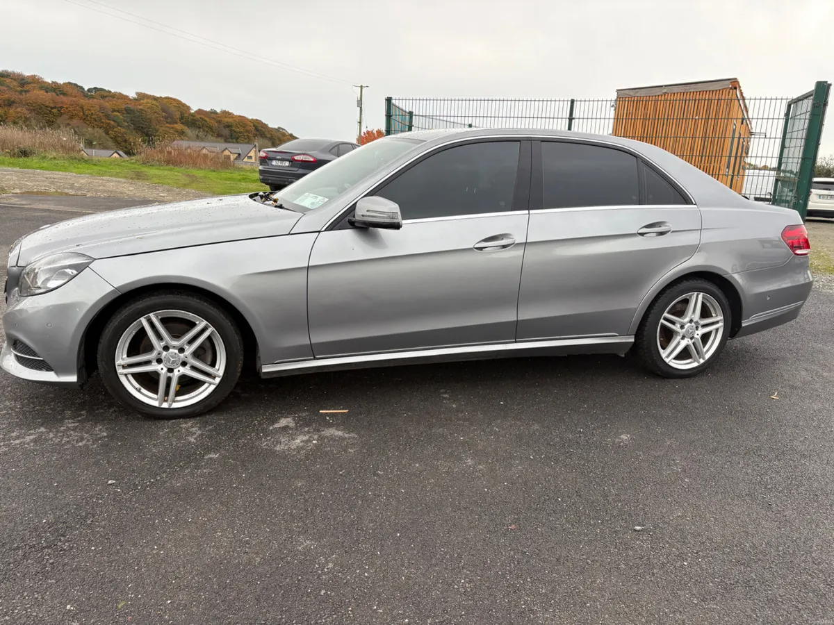 Mercedes-Benz E-Class 2015 - Image 4