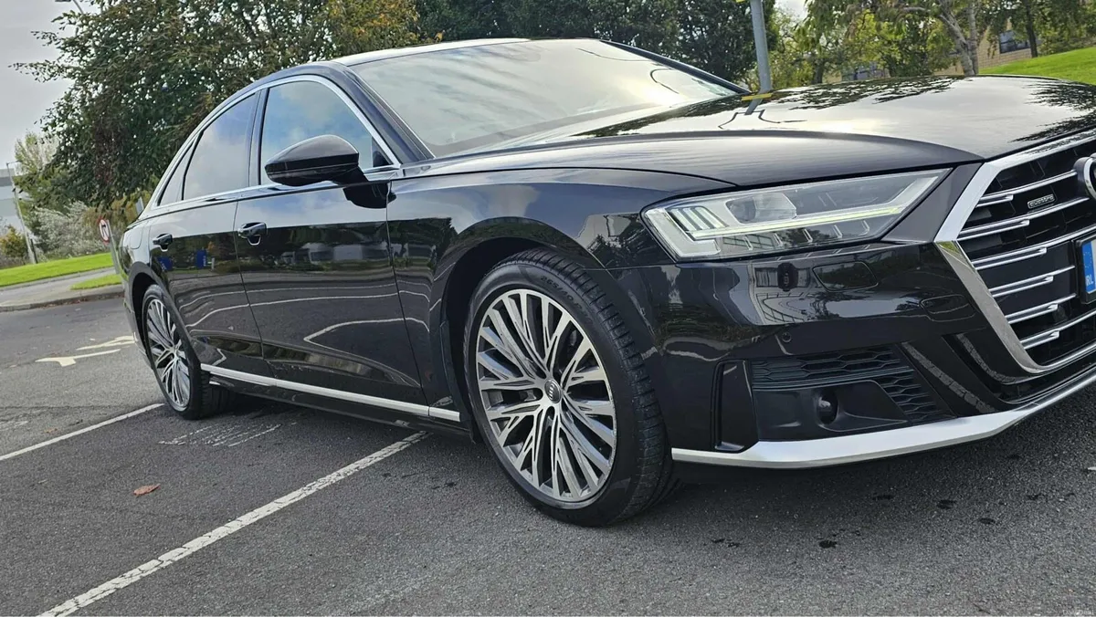 Audi A8 50 DTI 286hp AUTO - Image 3