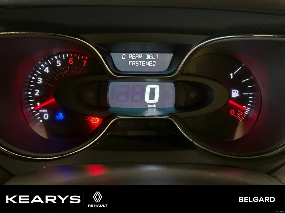 Renault Captur 0.9 TCe 90 ICONIC *Clearance* *Huge - Image 3
