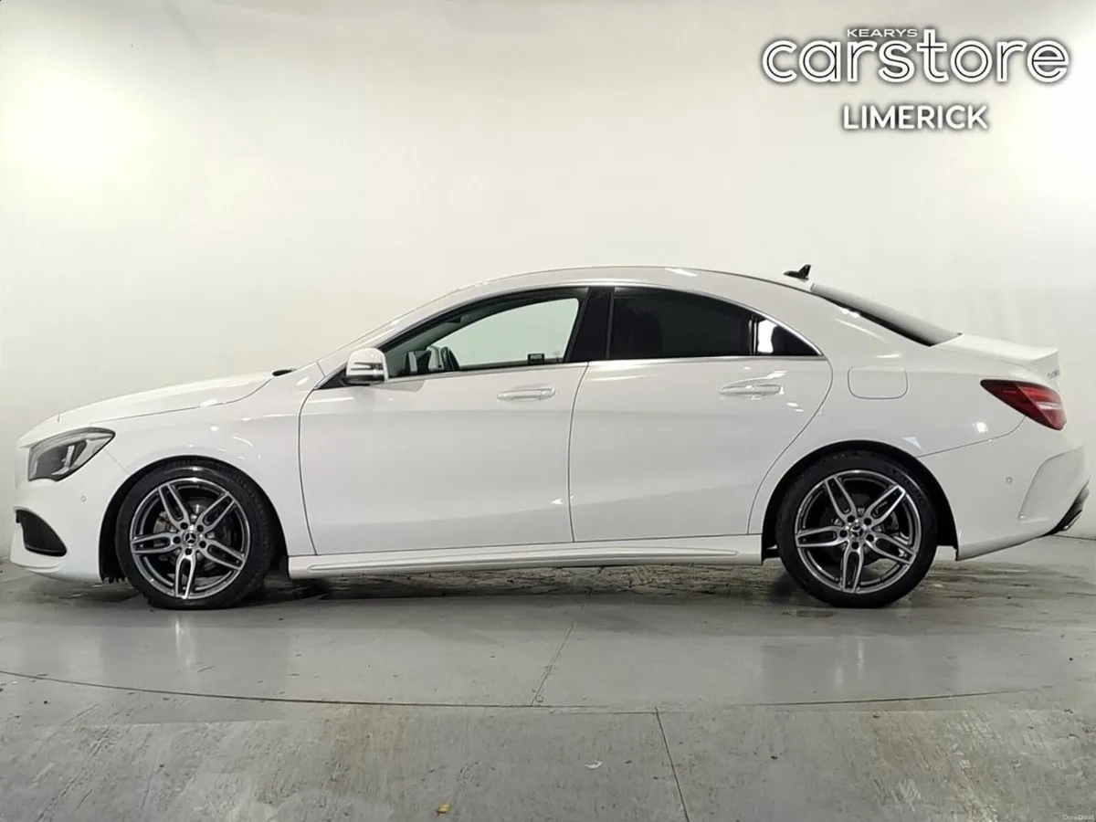 Mercedes-Benz CLA CLA180 AUTO AMG-Line - Image 6