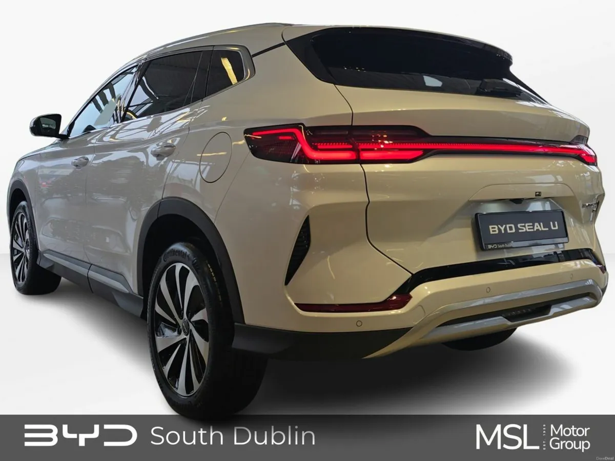 BYD SEAL U **ORDER NOW FOR 262**DMi PLUG-IN HYBRID - Image 4