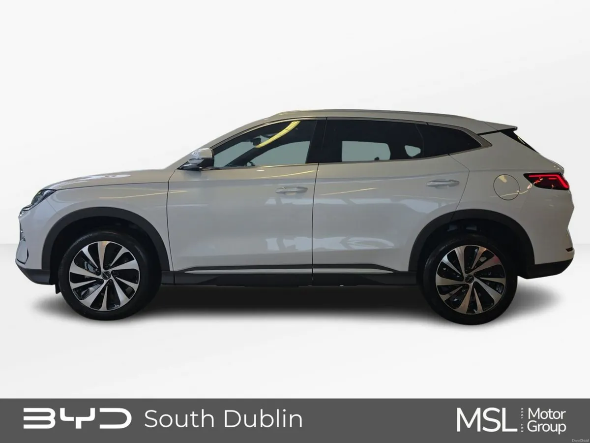 BYD SEAL U **ORDER NOW FOR 262**DMi PLUG-IN HYBRID - Image 6