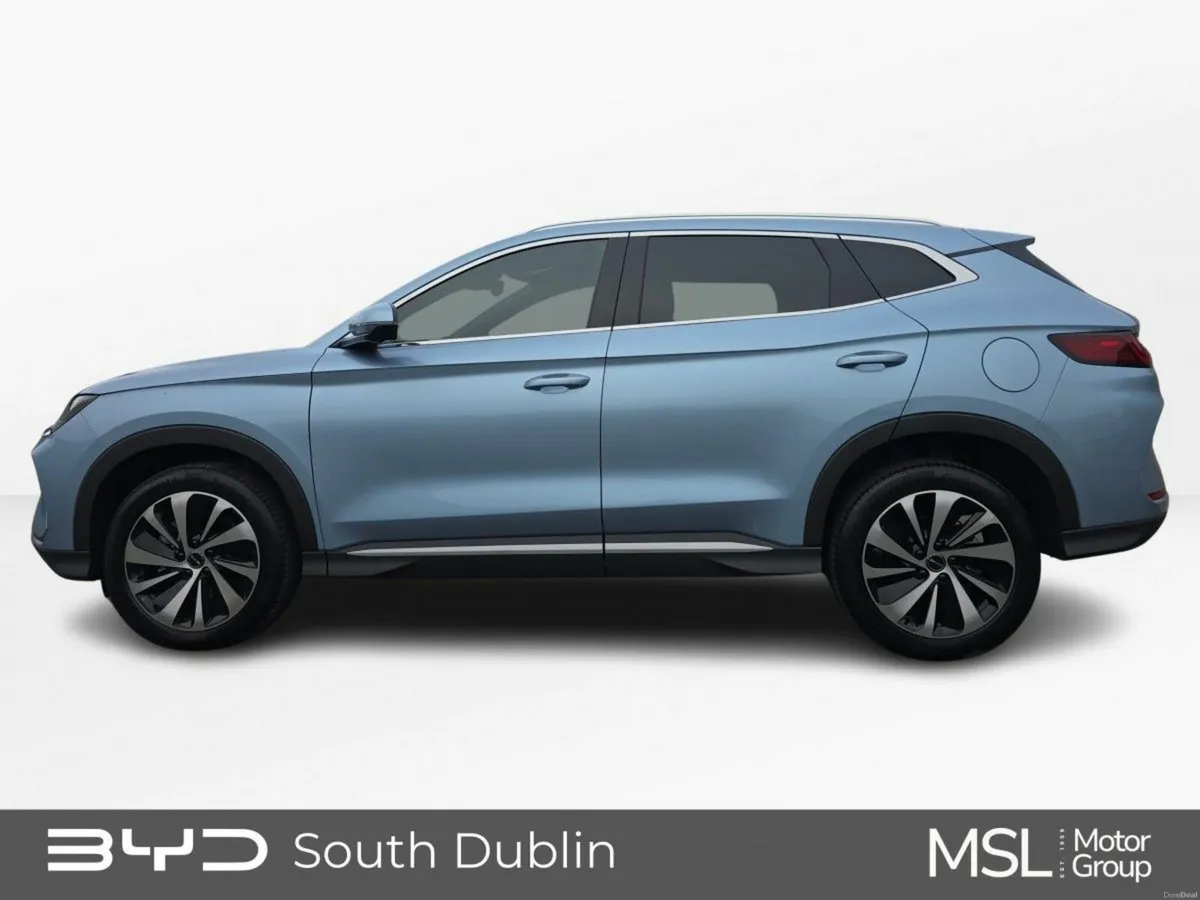 BYD SEAL U **ORDER NOW FOR 262**DMi PLUG-IN HYBRID - Image 5