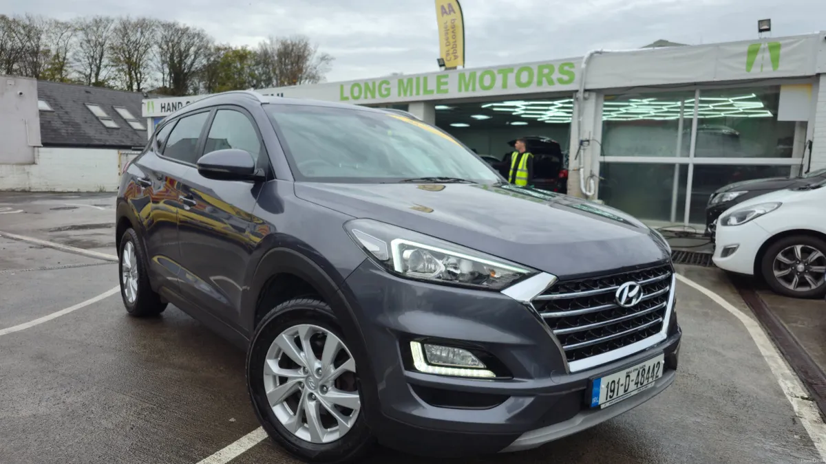 Hyundai Tucson AUTOMATIC 1 YESR WARRANTY - Image 2
