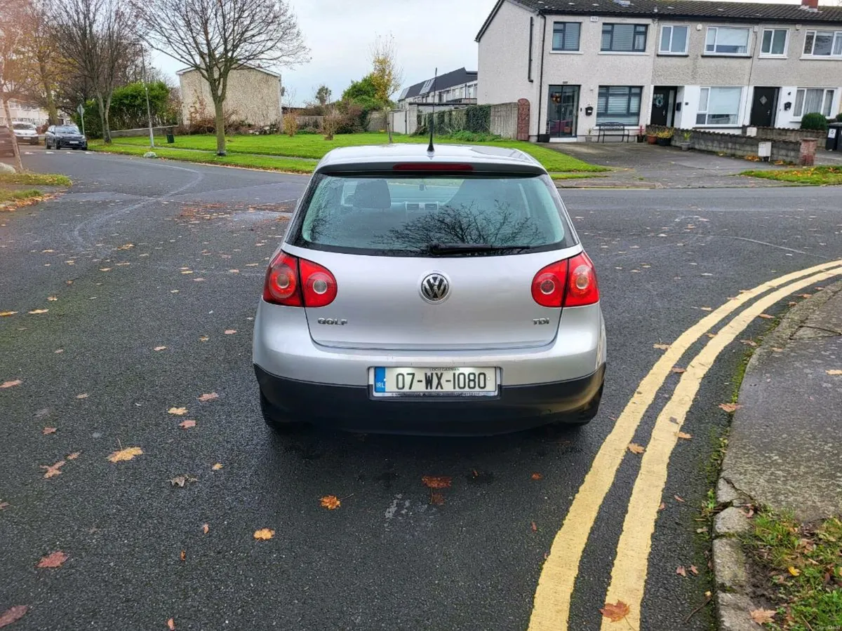 2007 Volkswagen Golf - Image 4
