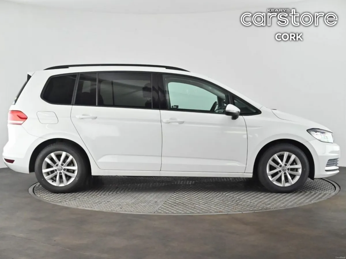 Volkswagen Touran 1.4 TSI Auto - Image 2