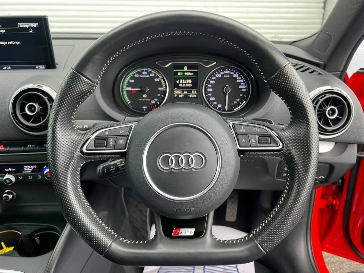 Audi A3 E-TRON S-LINE 1.4 TFSI // BANG & OLUFSEN / - Image 5