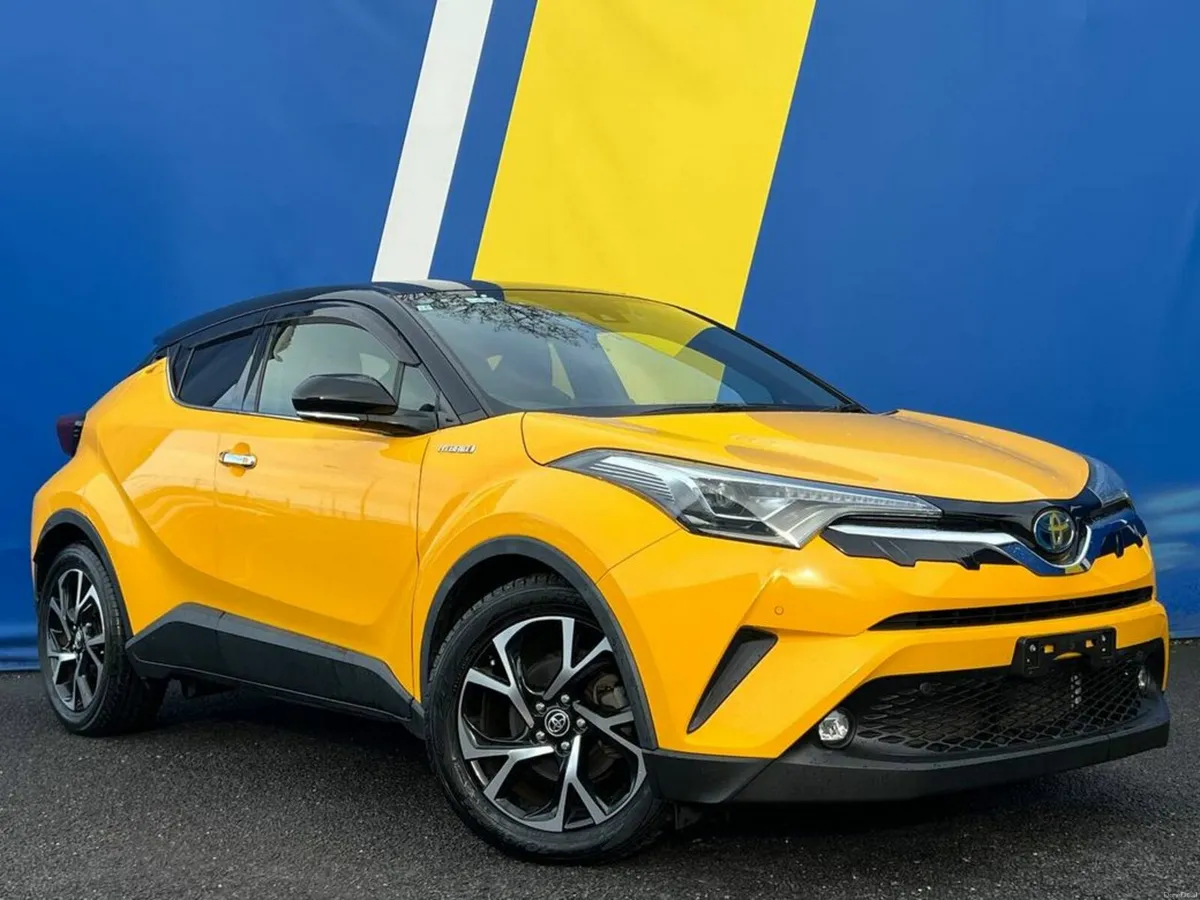 Toyota C-HR 1.8 HYBRID // HALF LEATHER HEATED SEAT - Image 1