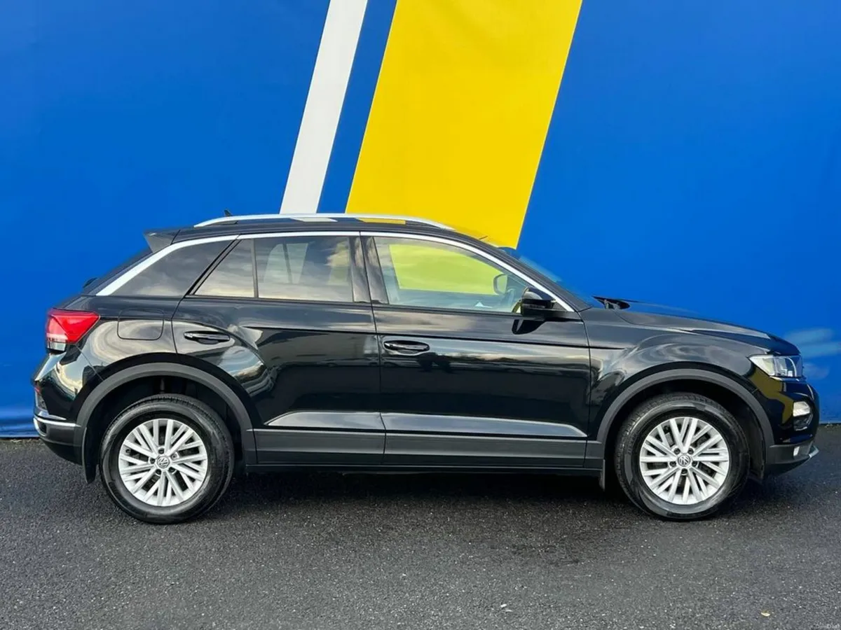 Volkswagen T-Roc DESIGN 1.0 TSI // TAXED 04/26 // - Image 2