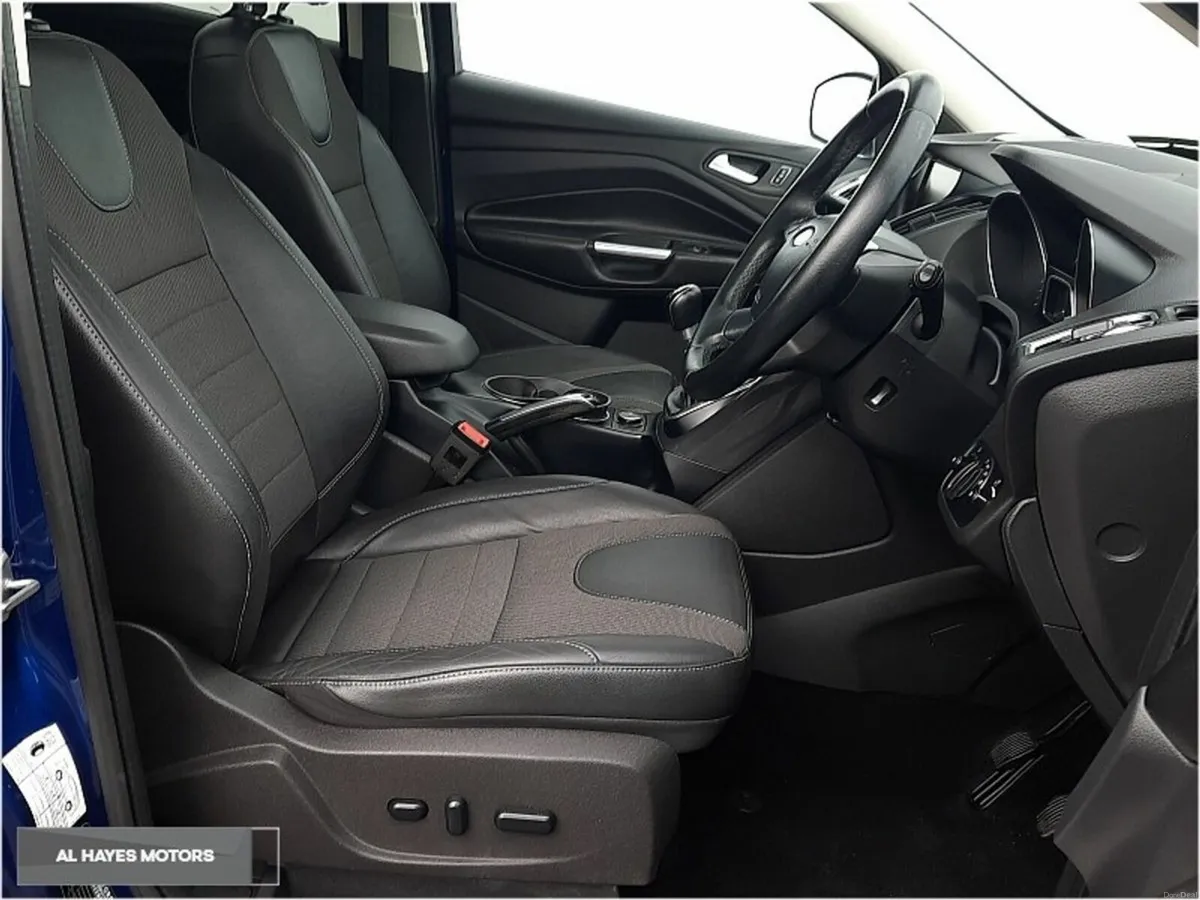 Ford Kuga **TITANIUM** 2.0TDCI 120BHP - Image 4