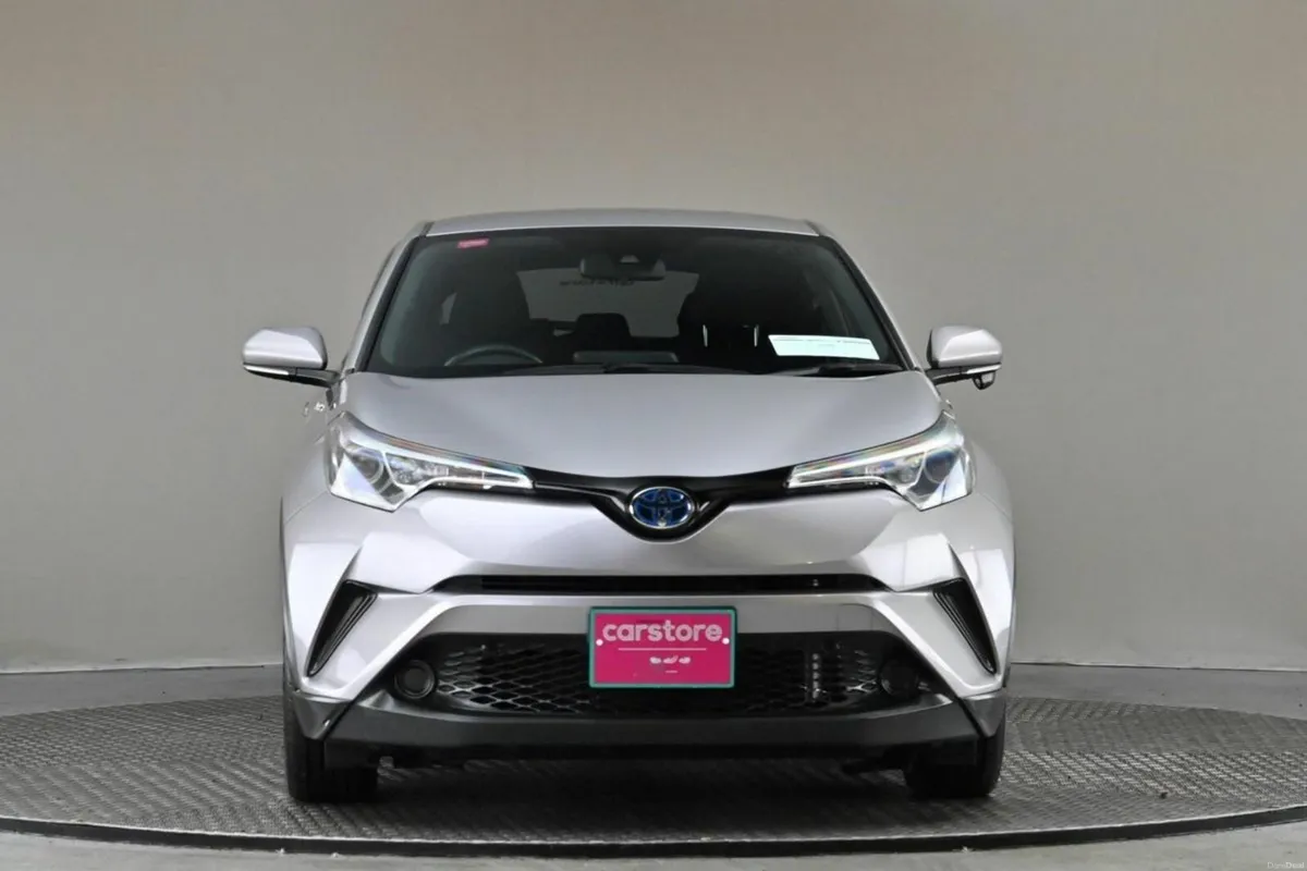 Toyota C-HR 1.8 HYBRID **ANDROID*CARPLAY**REVERSE - Image 3