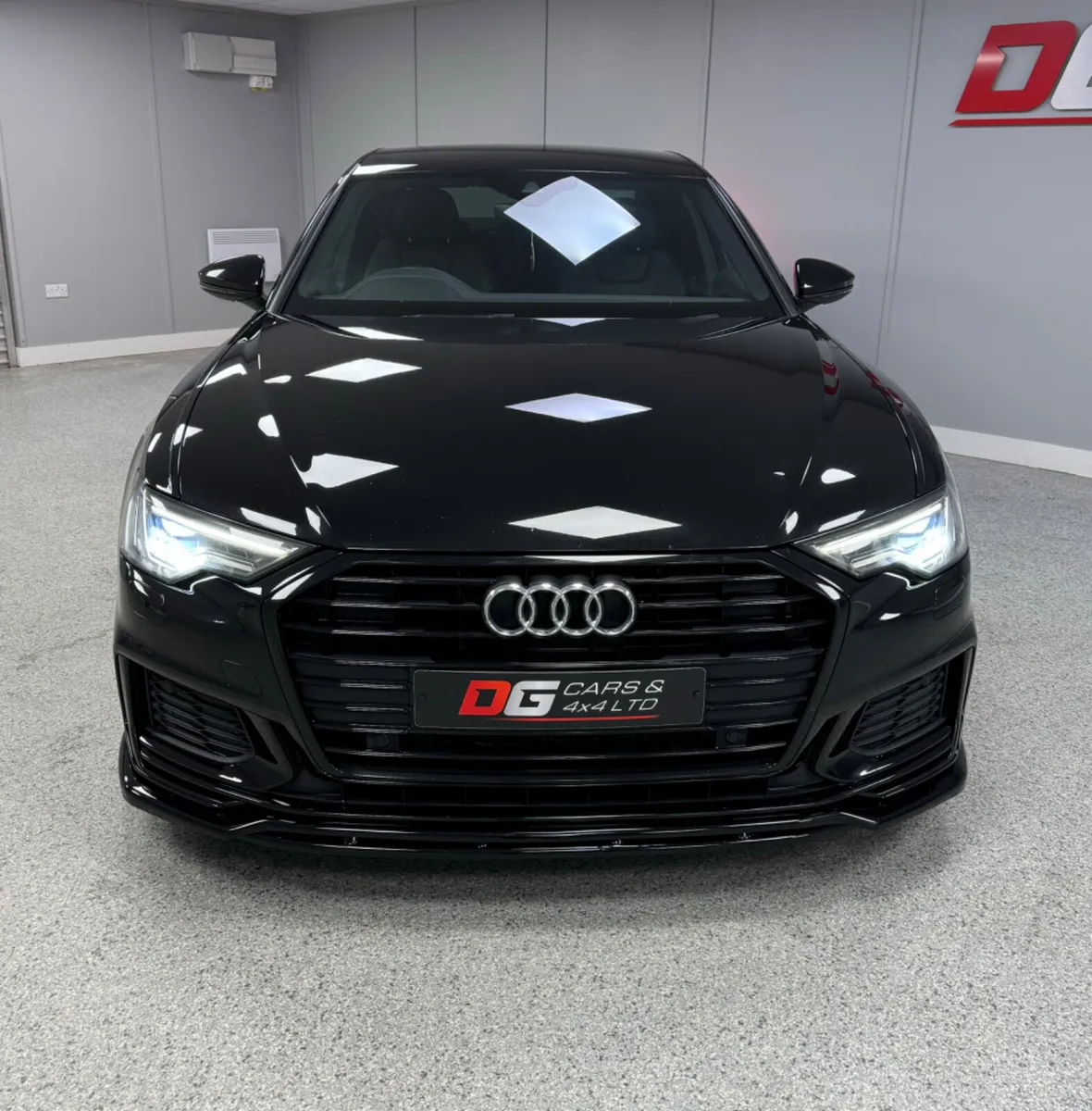 2021 Audi A6 2.0 40 TDI S Line Black Edition - Image 2