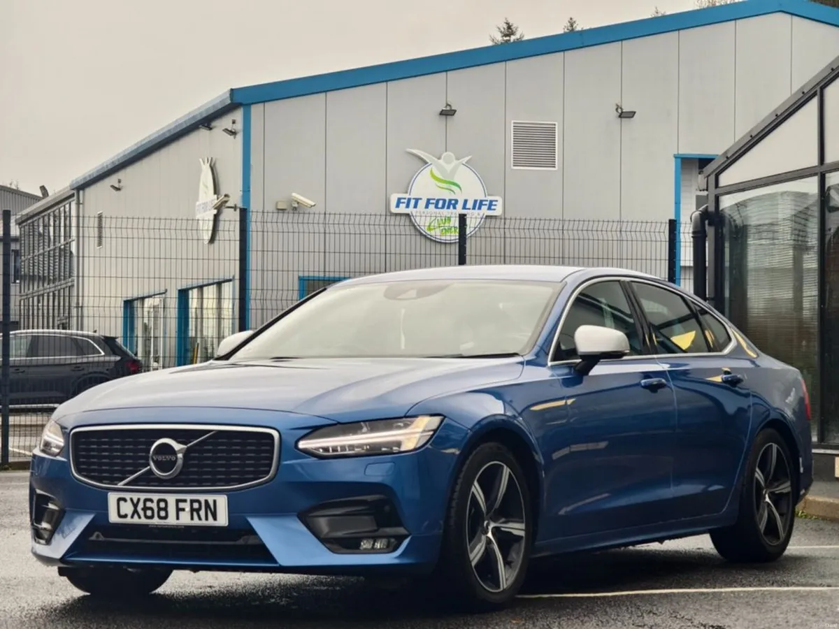 2018 Volvo S90 2.0 D4 R-Design Saloon 4dr Diesel - Image 3