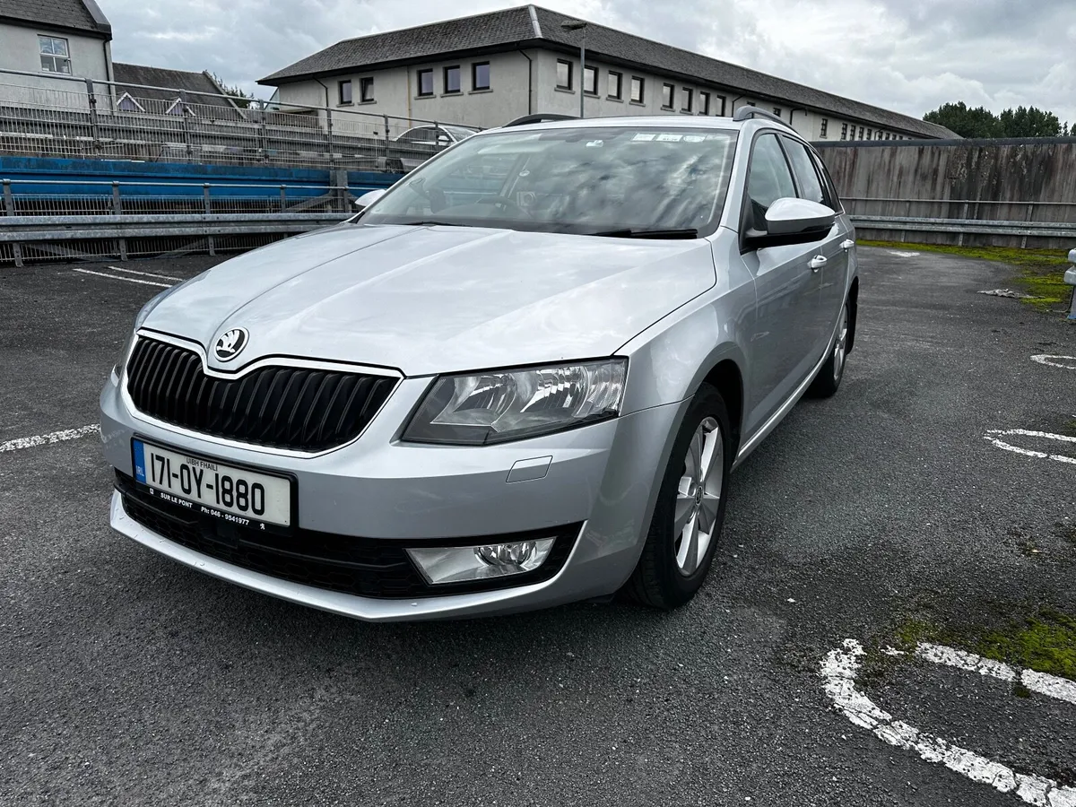 Skoda Octavia 2017 - Image 2