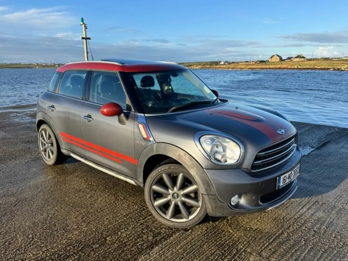 Mini Countryman 1.6 Diesel~Park Lane Ed~1 Owner - Image 1