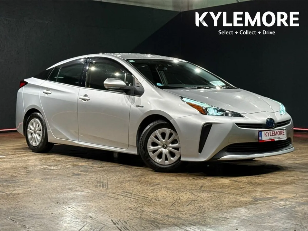 Toyota Prius HYBRID 1.8L AUTOMATIC - REVERSE CAMER - Image 1