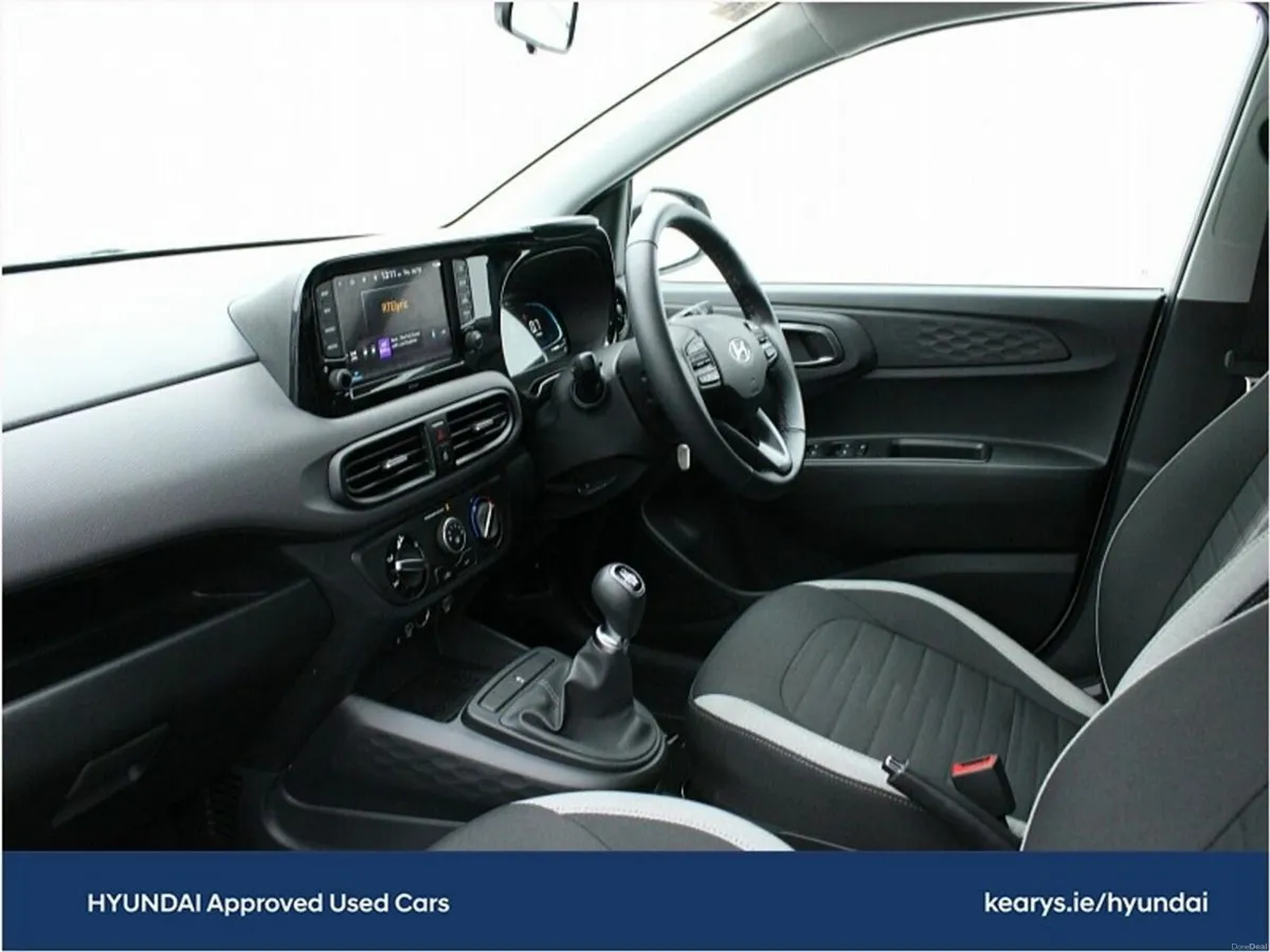 Hyundai i10 Deluxe Plus - Image 5