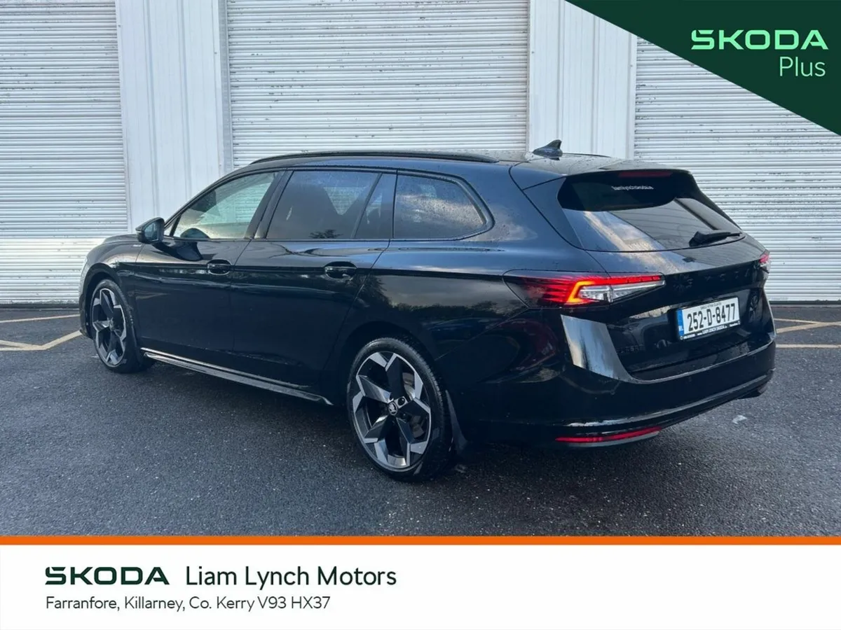 Skoda Superb ESTATE SPORTLINE 2.0 TDI 150 BHP AUTO - Image 3