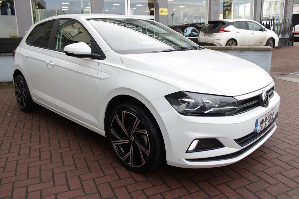 1.0TSI COMFORTLINE 5DR HATCHBACK AUTO // IMMACUALT - Image 2