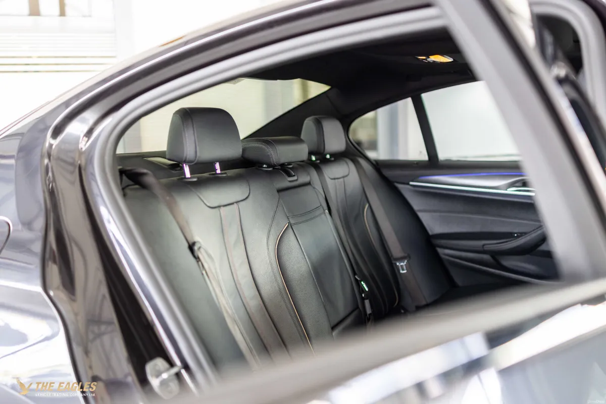 BMW 5-Series D G30 M SPORT ** Sunroof Model** - Image 4