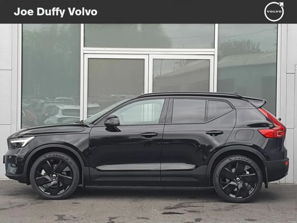 Volvo EX40 Black Edition BEV Ultra - Image 4