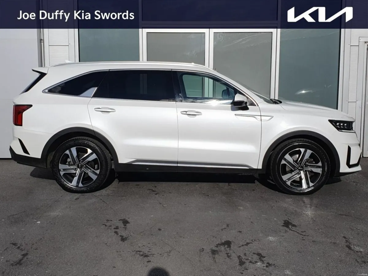 Kia Sorento 2.2 K4 4X2 Diesel 7 seats Auto - Image 5
