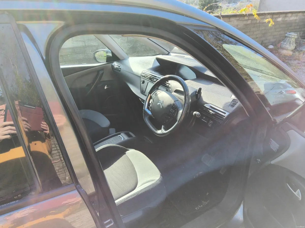 Citroen C4 2015 - Image 2