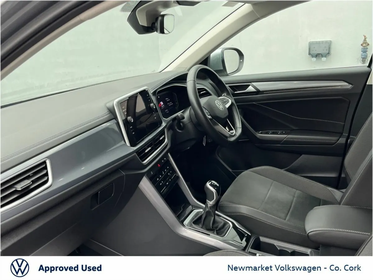 Volkswagen T-Roc 2.0TDI 116BHP STYLE 6 SPEED - Image 4