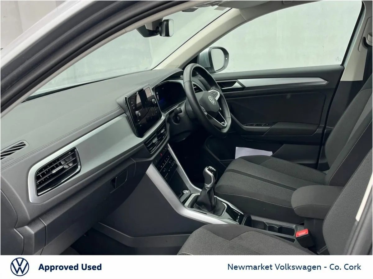 Volkswagen T-Roc EDITION 75 2.0TDI 6 SPEED 116BHP - Image 3