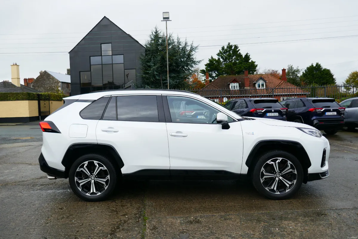 231, SUZUKI ACROSS 2.5 E FOUR 302PS PHEV - Image 4