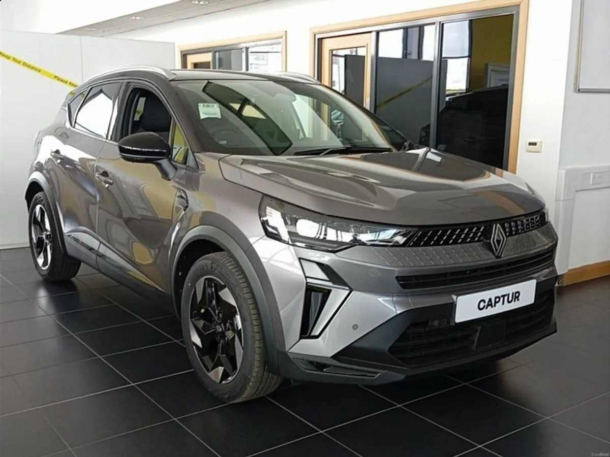 Renault Captur Techno TCE 90 Manual  (PLEASE CALL - Image 4