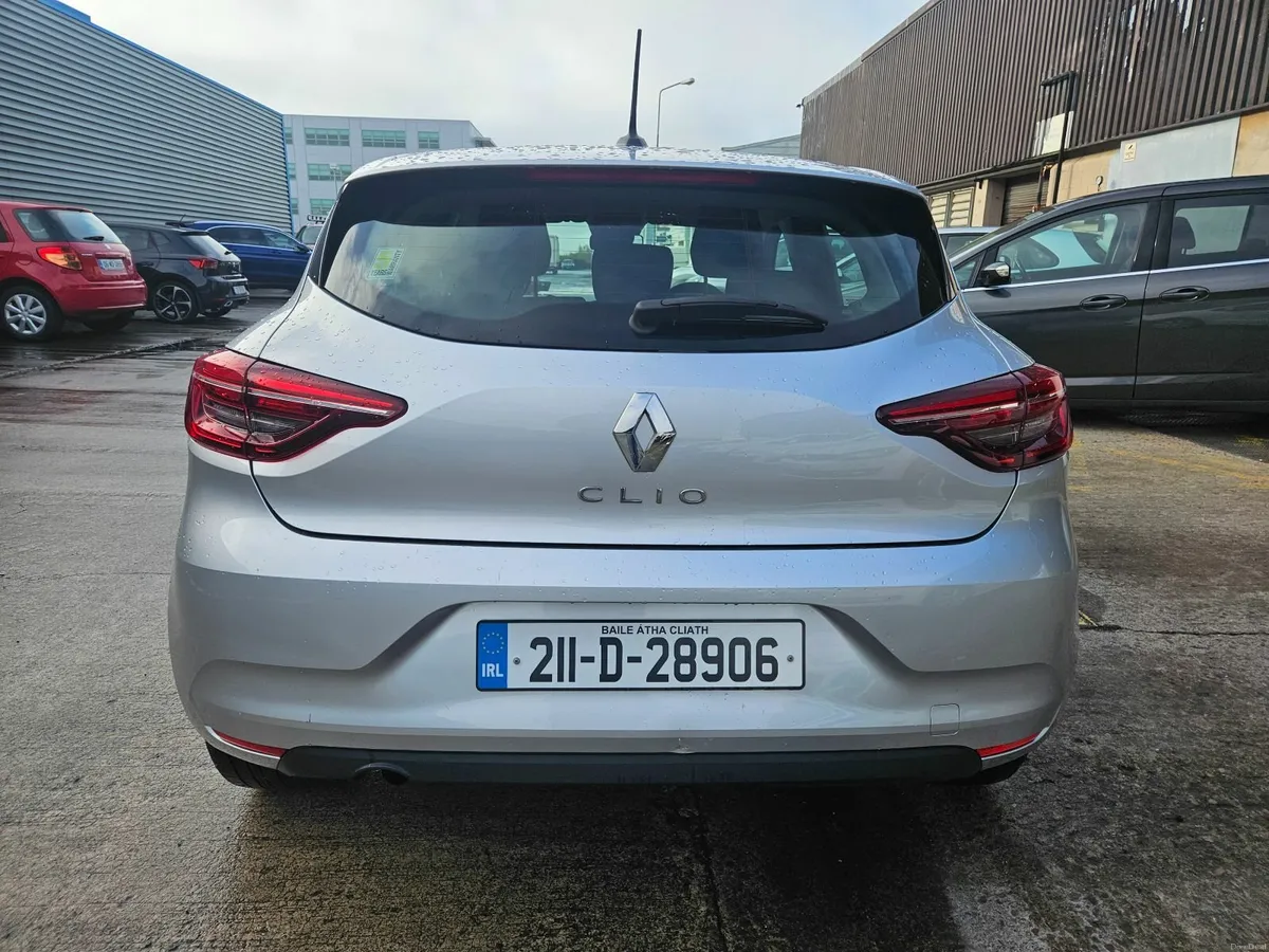 2021 Renault Clio Dynamique  (Finance Available) - Image 4