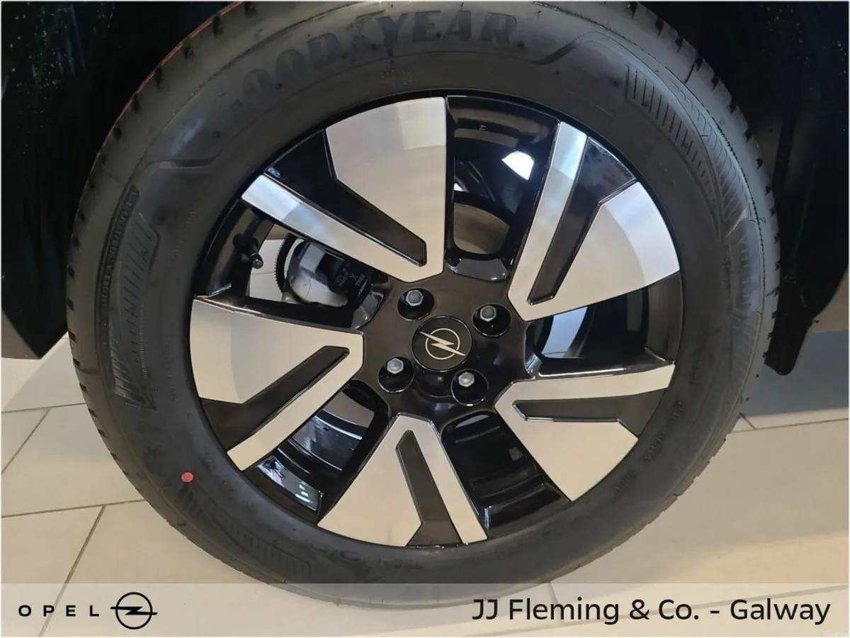 Opel Frontera Elegance Hybrid 1.2 100hp Automatic - Image 6