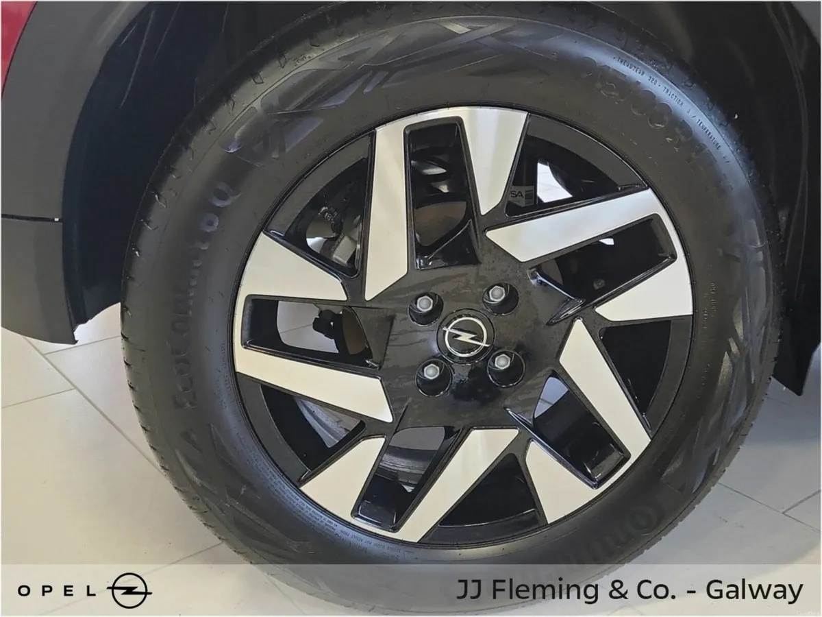 Opel Mokka Elegance Hybrid 1.2  Automatic - Image 6