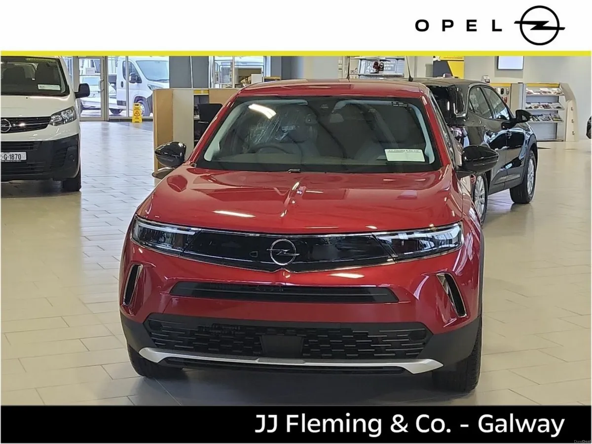 Opel Mokka Elegance Hybrid 1.2  Automatic - Image 2