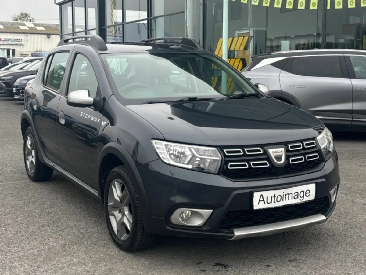Dacia Sandero Stepway Blue dCi 95 STEPWAY Signatur - Image 1