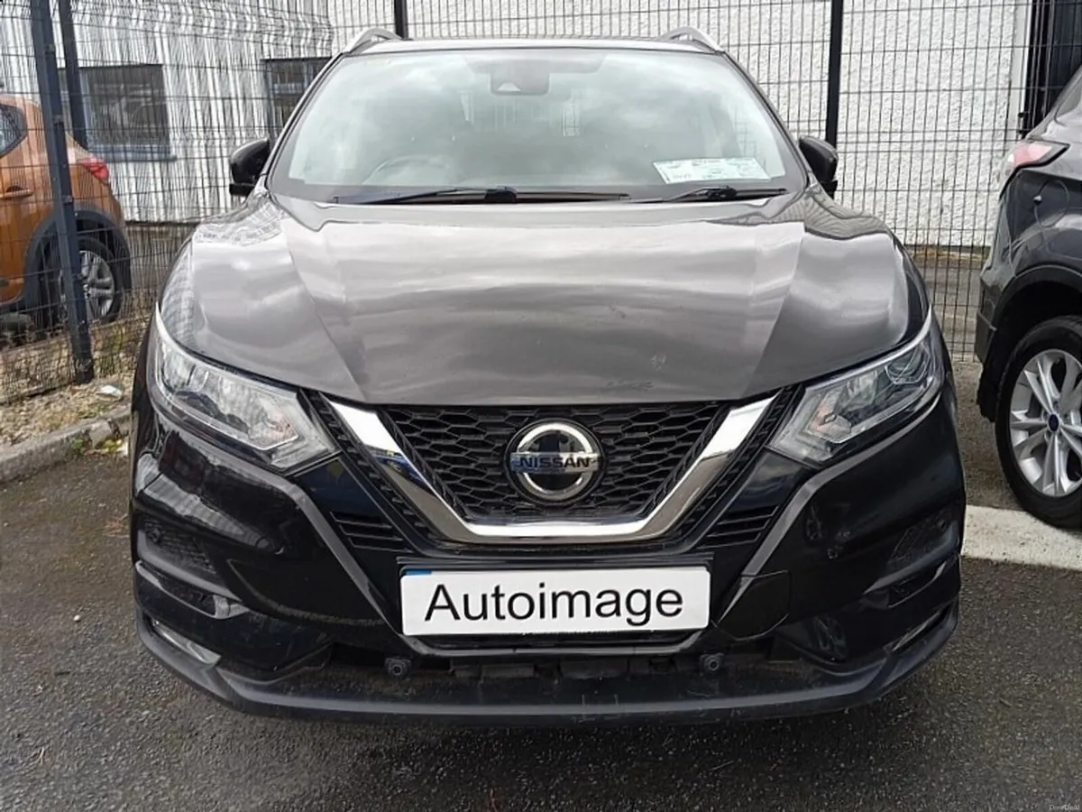 Nissan Qashqai 1.5 DSL SV - Image 1