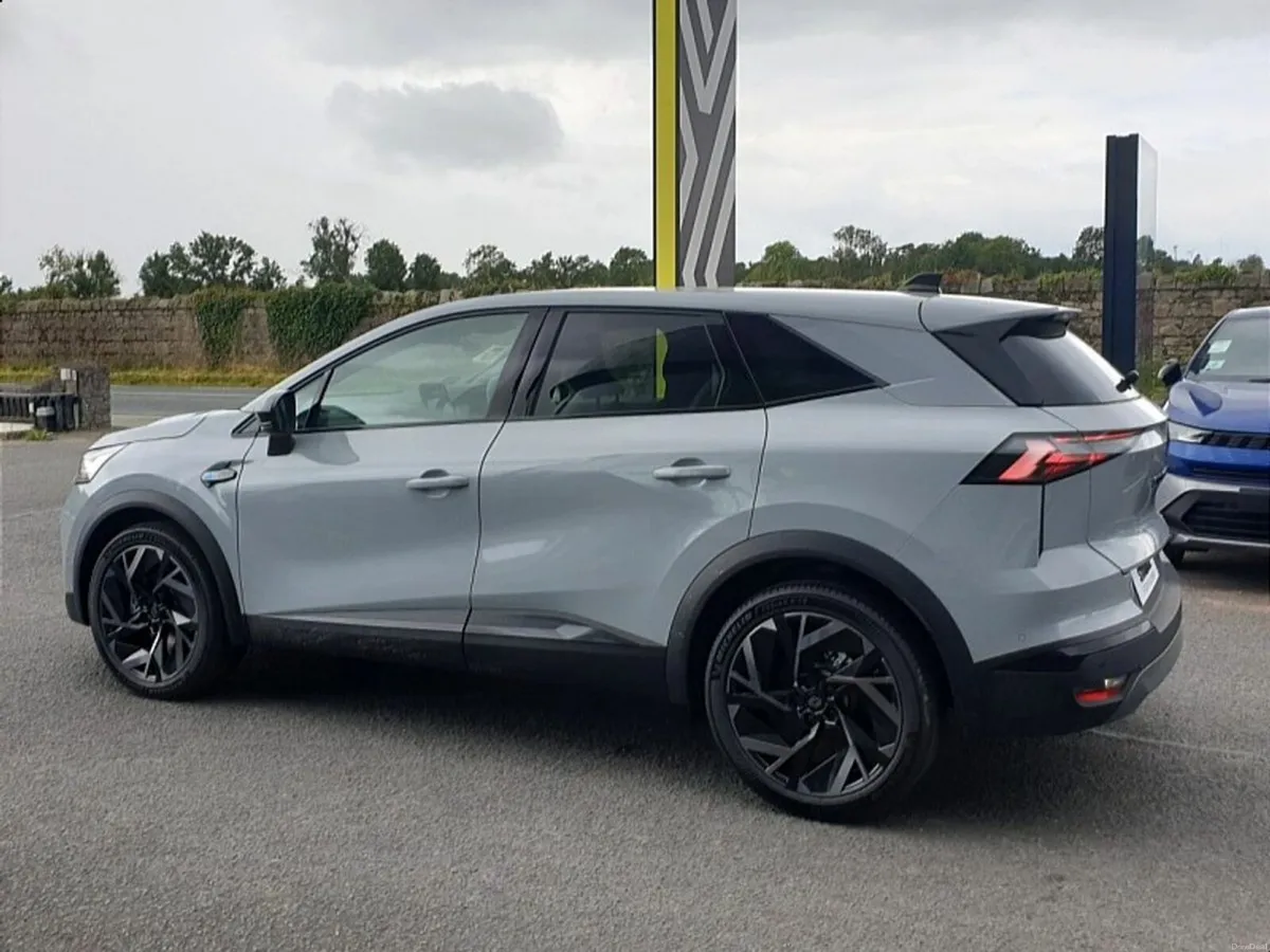 Renault Symbioz E-Tech HEV 145 Techno Esprit Alpin - Image 2