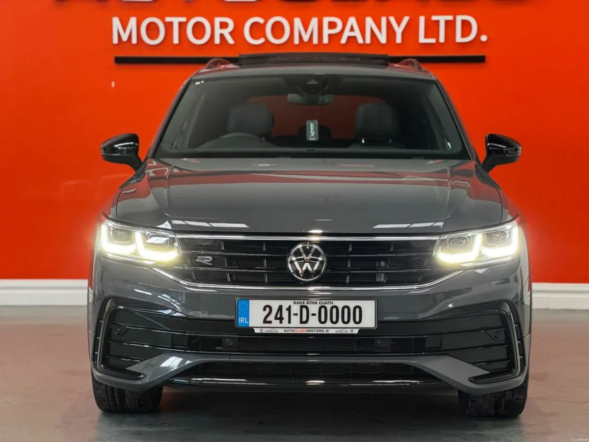Volkswagen Tiguan BLACK EDITION TSI DSG #62 - Image 3