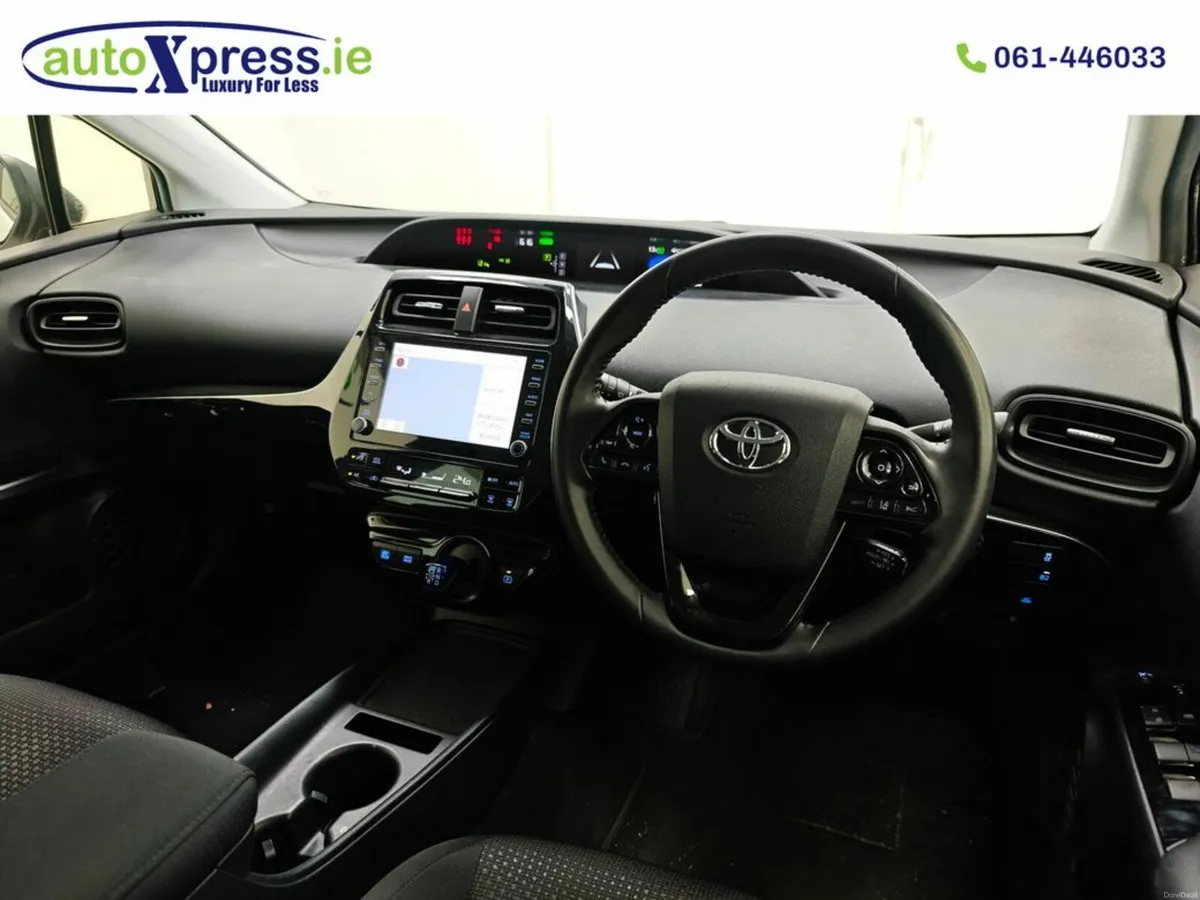 Toyota Prius S 1.8 Hybrid Automatic, Reversing cam - Image 4