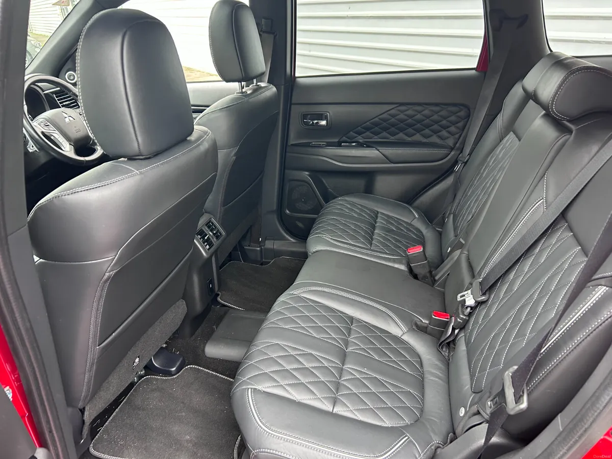 Outlander PHEV S Edition Highest Spec Irish Car Fu - Image 4