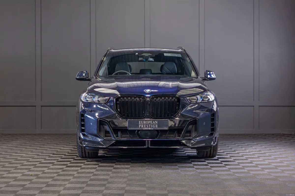 242 BMW X5 X-Drive 50e M-Sport - Image 2
