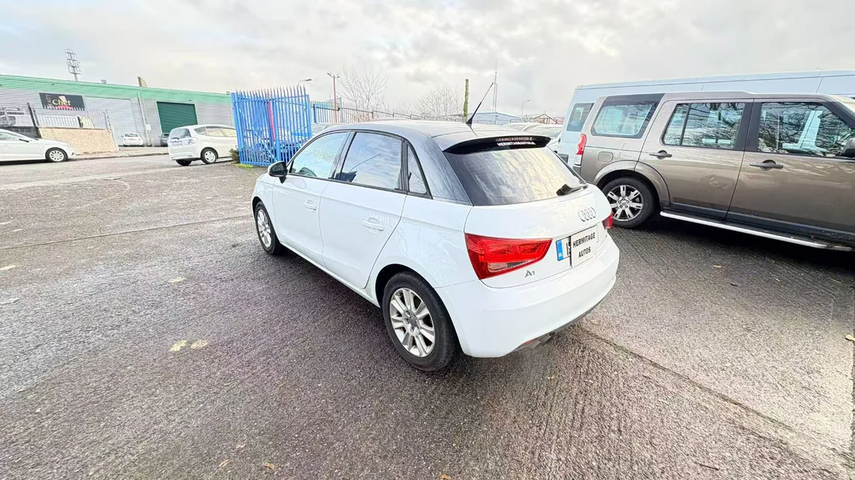 Audi A1 1.4 TFSI Automatic 2015 - Image 4