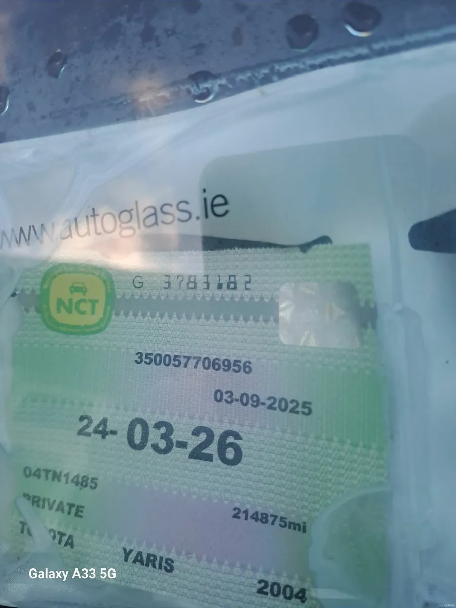 Toyota Yaris 2004 - Image 4