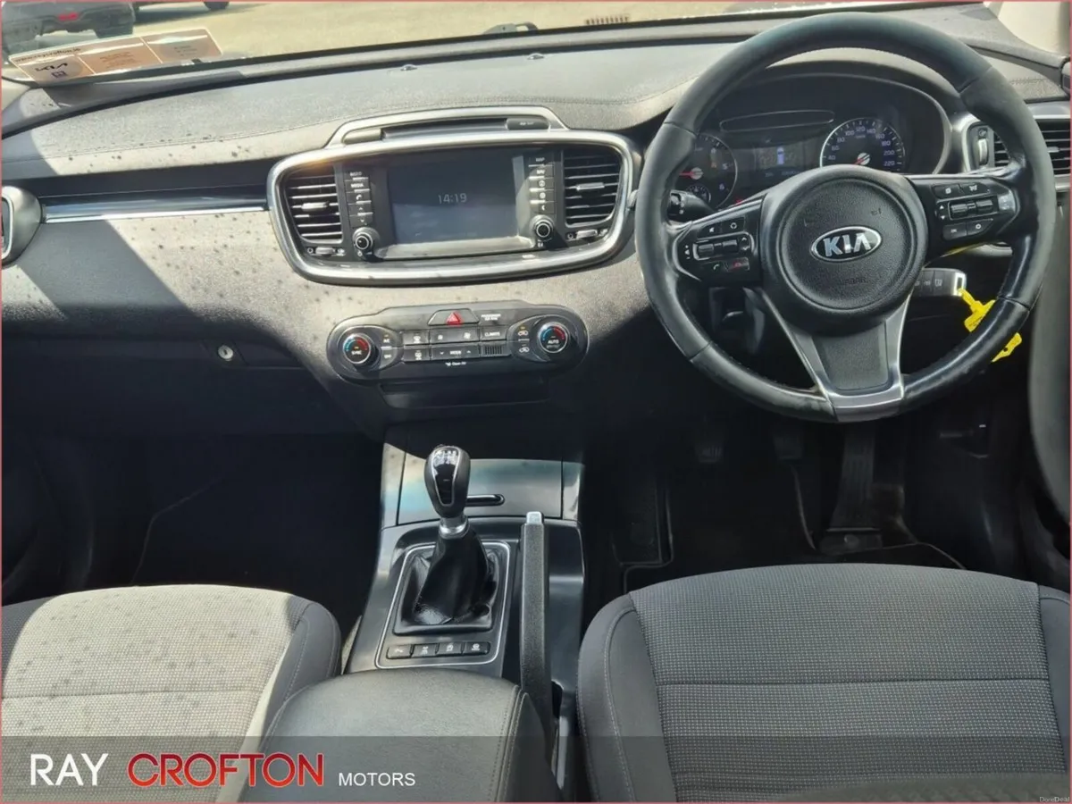 Kia Sorento SORENTO EX COMMERCIAL 5DR + VAT - Image 4