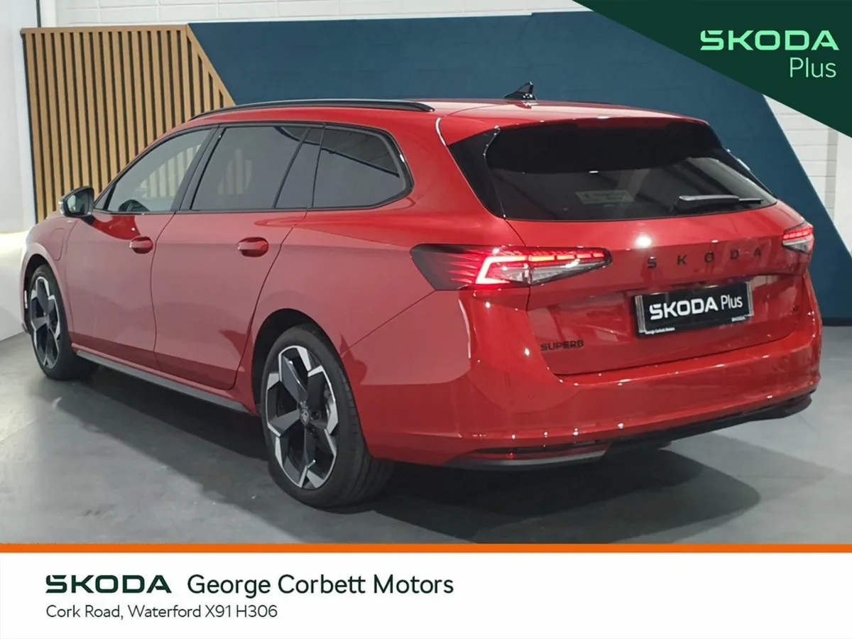 Skoda Superb Combi Sportline 1.5 PHEV 204HP - Pano - Image 3