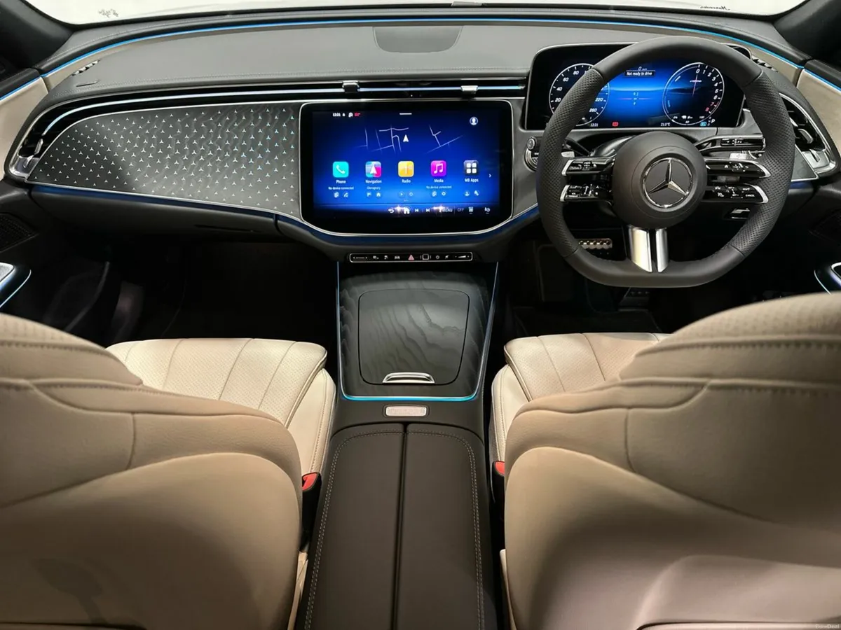 Mercedes-Benz E-Class E300 e AMG Edition + PHEV - Image 4